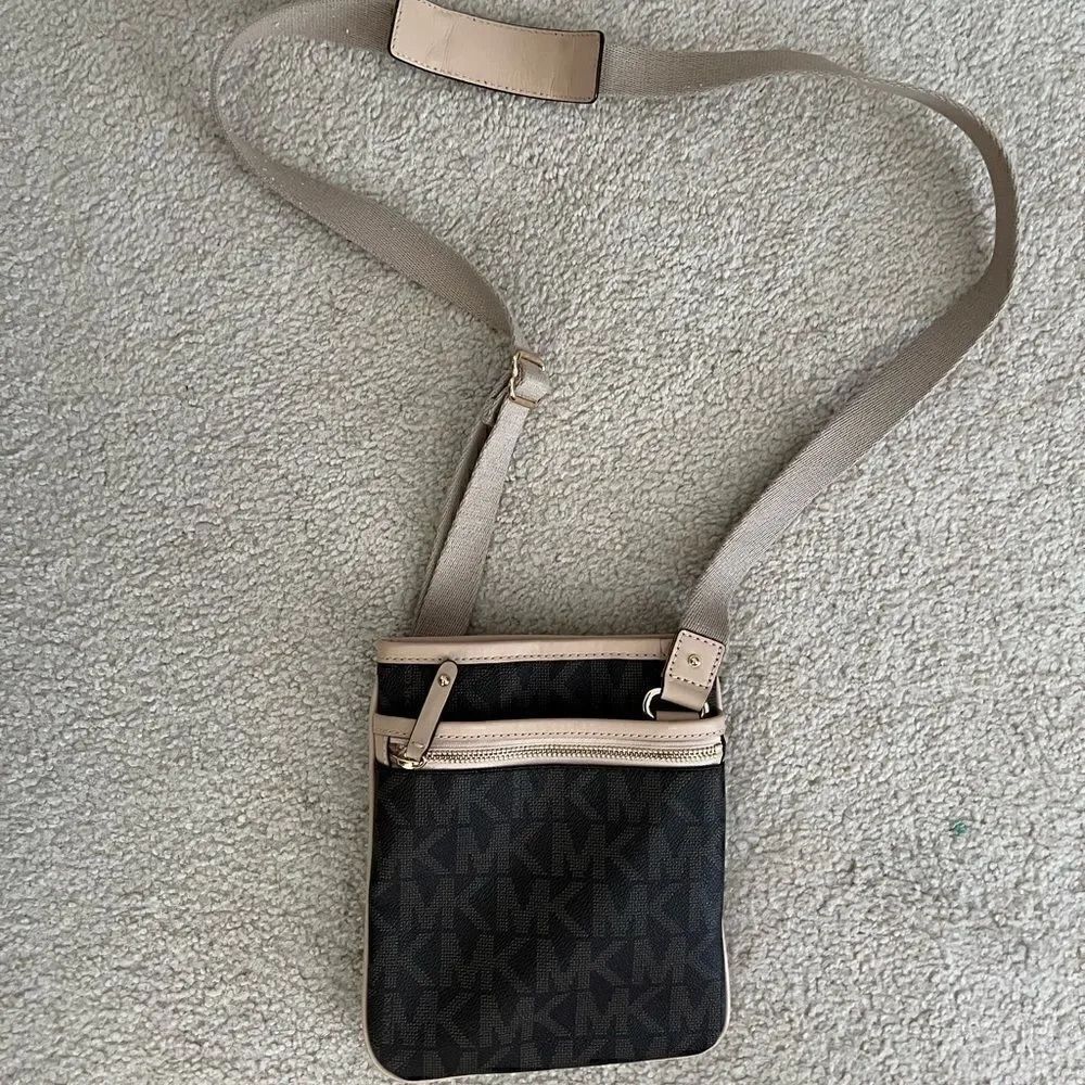 Michael Kors Crossbody Bag  